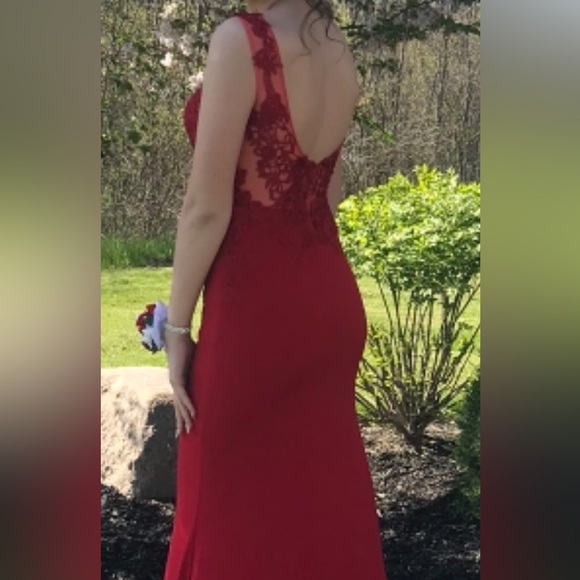 Prom dress red - Picture 3 of 3